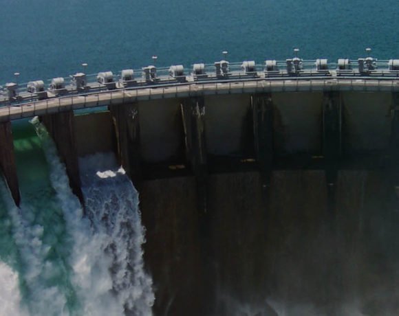 Maiores investimentos em energia renovável